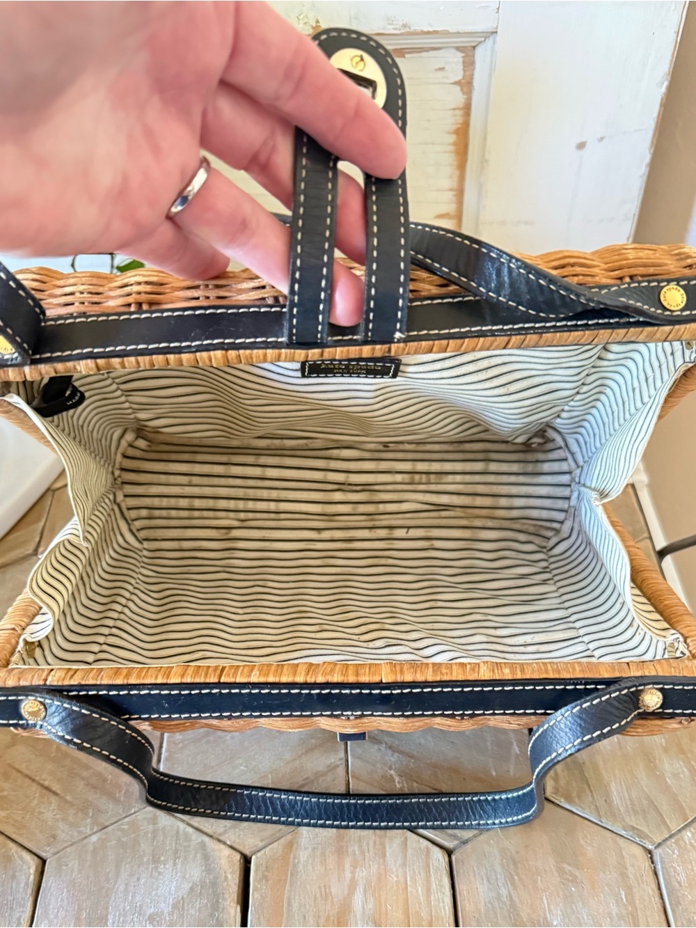 Vintage Kate Spade New York Wicker & Leather Satchel, Honey Rattan, + Dust Bag - Picture 13 of 15